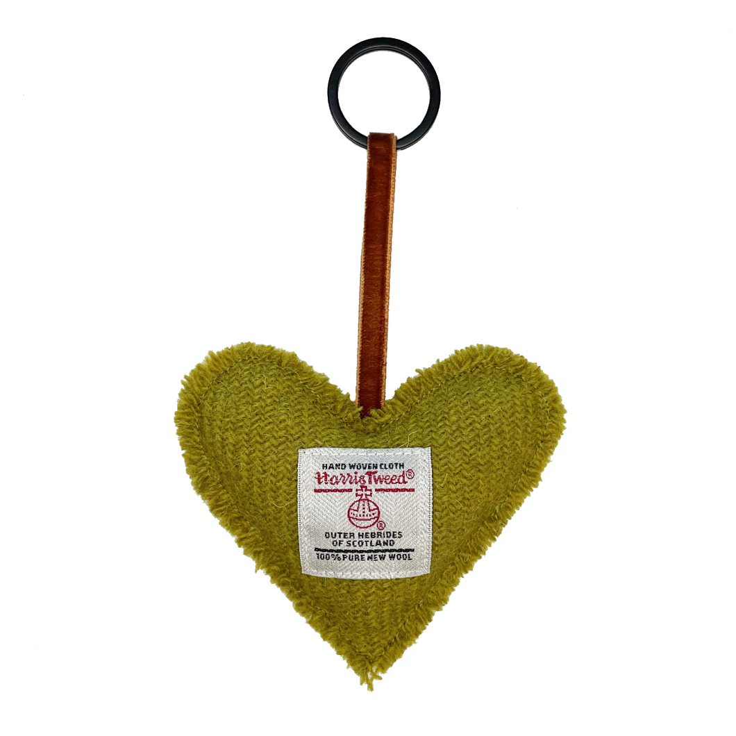 Amazon Moss Harris Tweed Heart Keyring